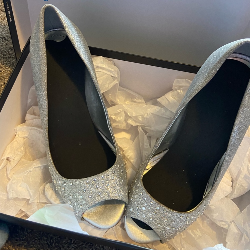 DKNY Silver Pumps